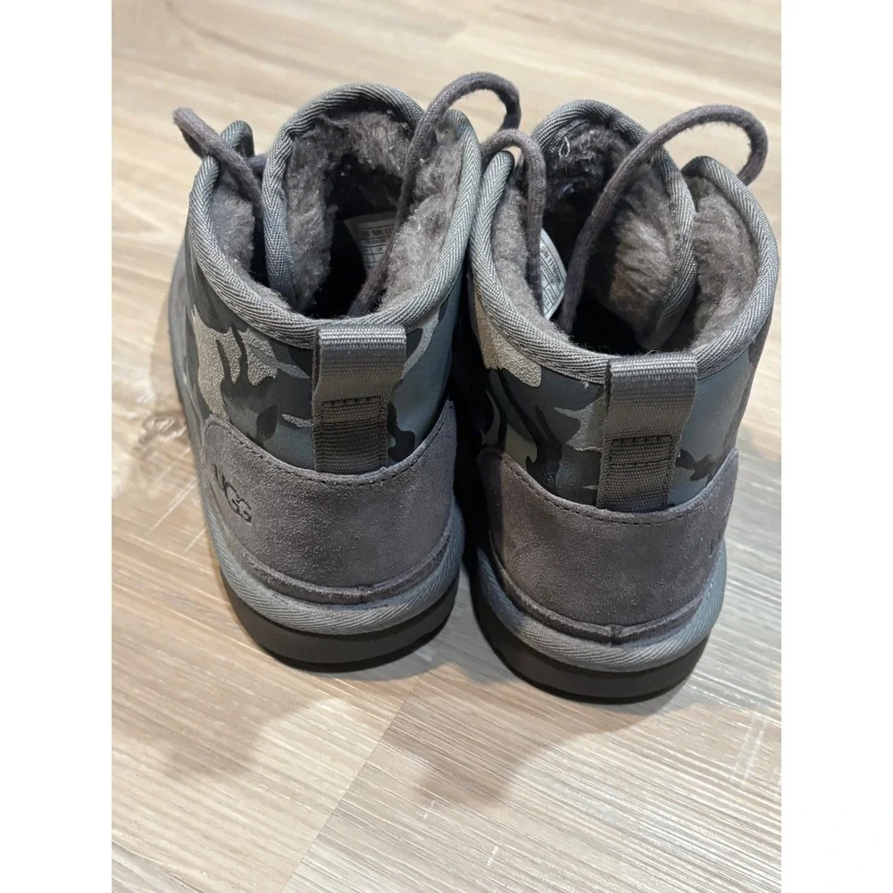 UGG Neumel Camo Grey Suede Lace Up Boots Kids Size 5 1116132K